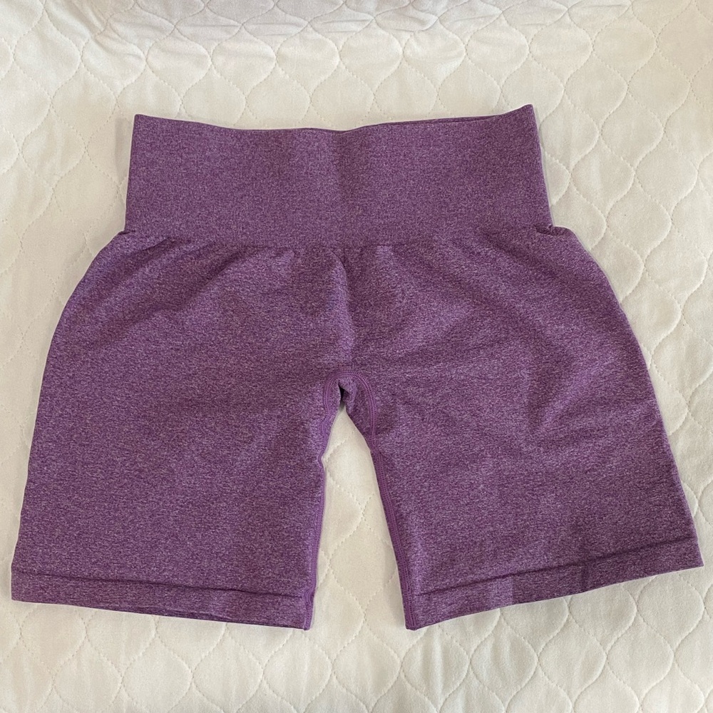 NVGTN Women's Purple Bike Shorts - Picture 3 of 4